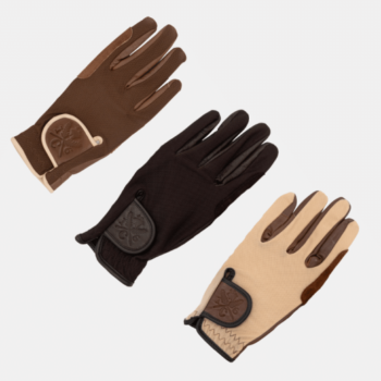 Três pares de luvas de montaria Luvas 16 Cypress Performance são mostrados em um fundo branco nas cores marrom, preto e castanho. Cada luva apresenta um fecho com tira de velcro e um pequeno logotipo no pulso.